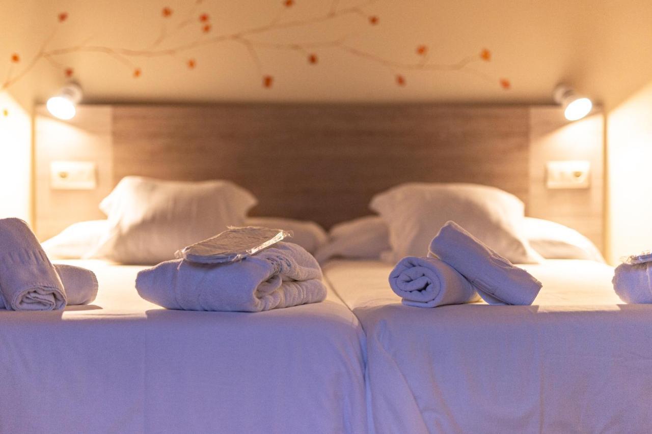 Hotel Balneario Rio Pambre Palas de Rei Екстериор снимка