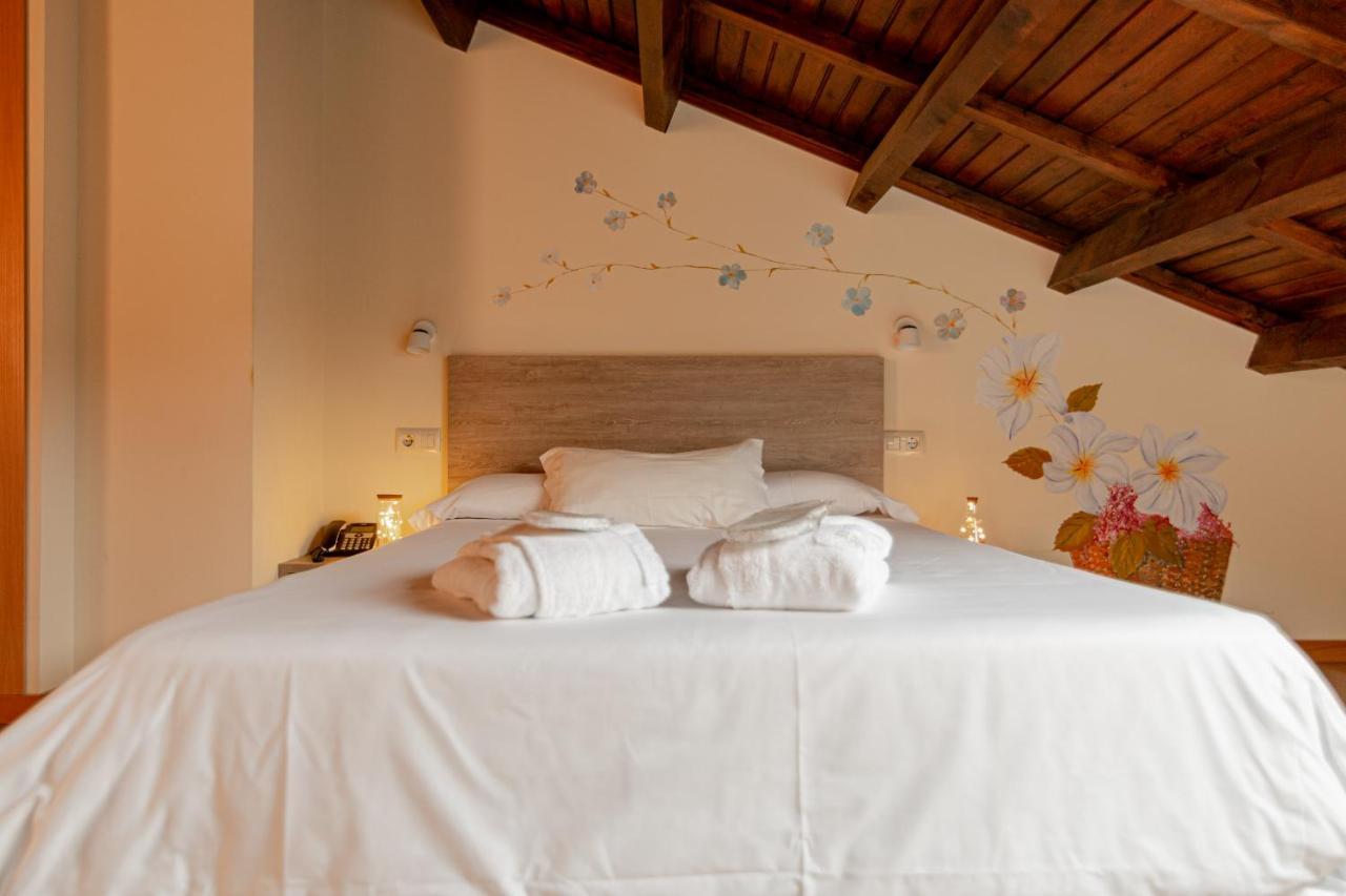 Hotel Balneario Rio Pambre Palas de Rei Екстериор снимка