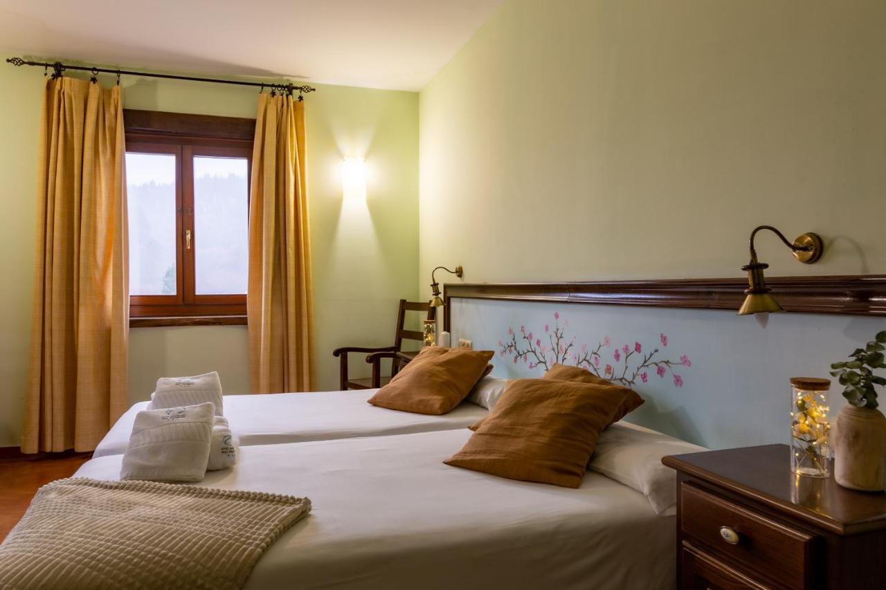 Hotel Balneario Rio Pambre Palas de Rei Екстериор снимка