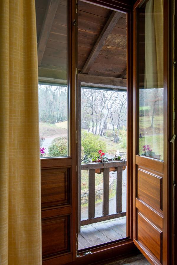 Hotel Balneario Rio Pambre Palas de Rei Екстериор снимка