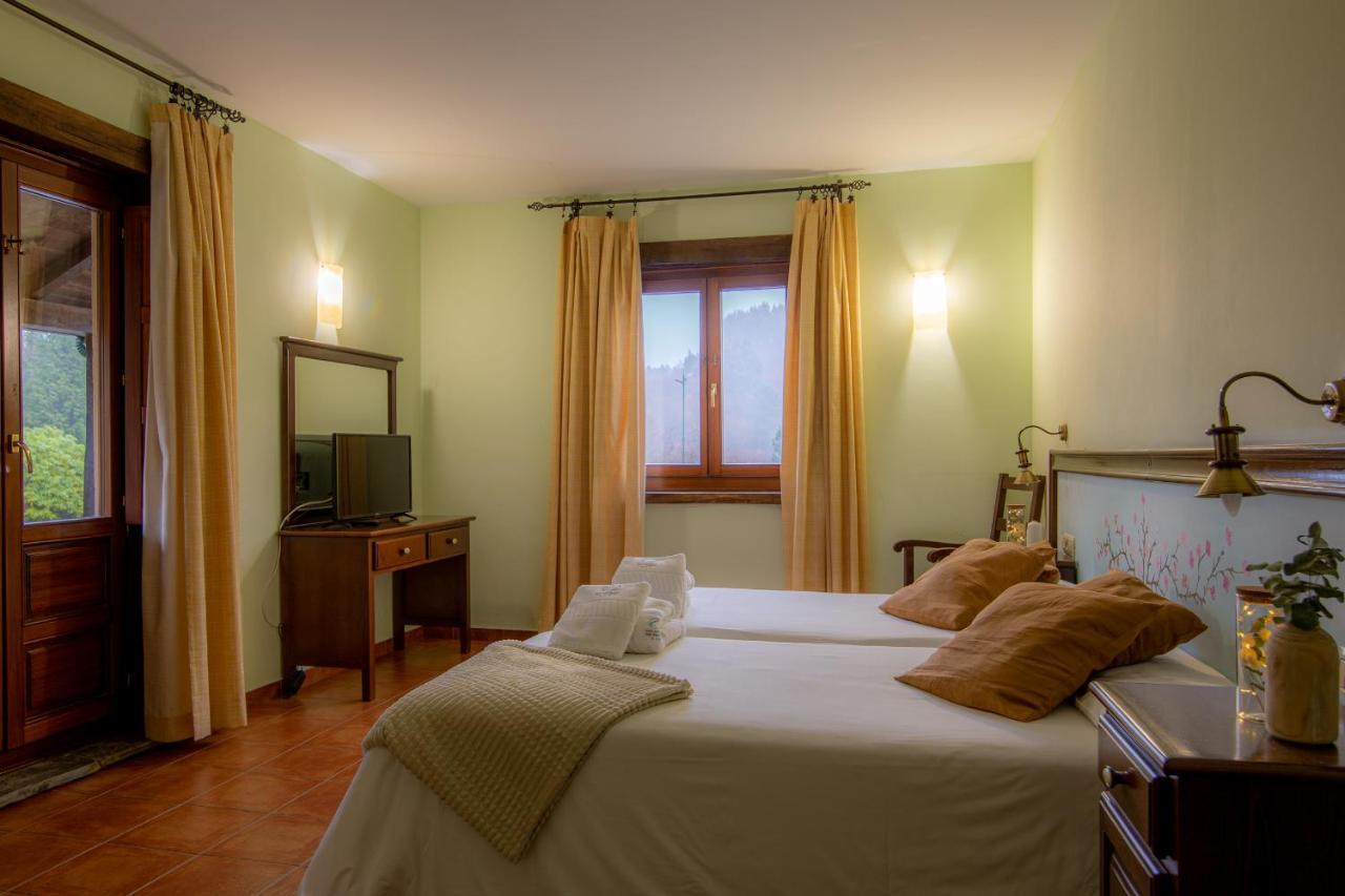 Hotel Balneario Rio Pambre Palas de Rei Екстериор снимка